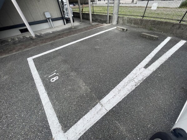 ミレニアム21の物件外観写真